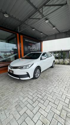 TOYOTA COROLLA 1.8 GLI UPPER 16V FLEX 4P AUTOMÁTICO